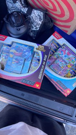 30TH ANNIVERSARY POKEMON EX BOX GRENINJA AND SYLVEON