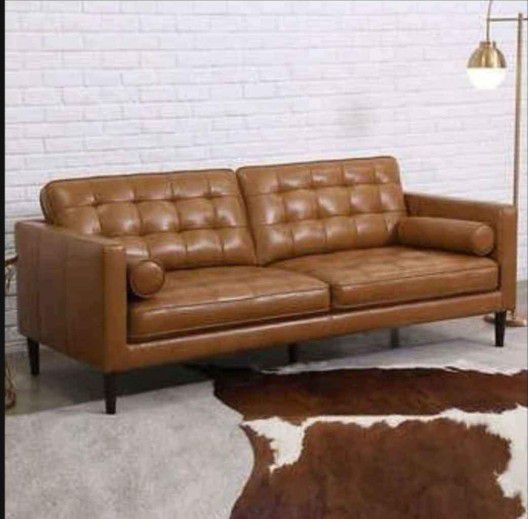Beautiful Carmel Leather Sofa (New)