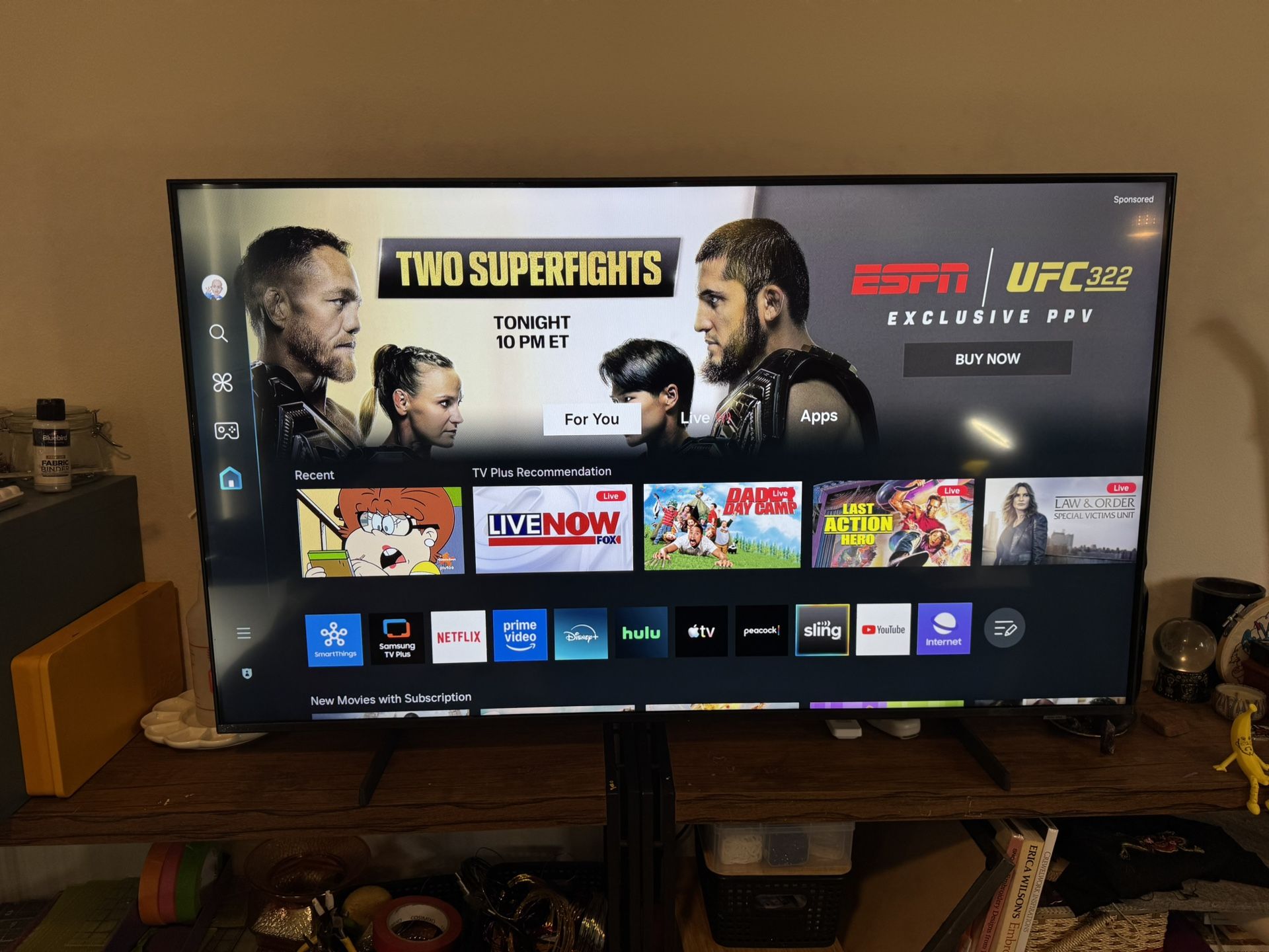 Samsung Crystal UHD 4K Smart TV