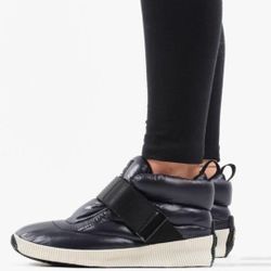 New Sorel Shoes Size 8 Black 