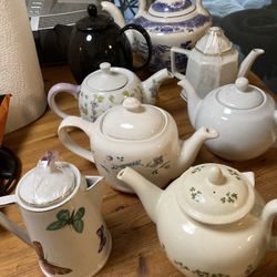 Teapots And More 