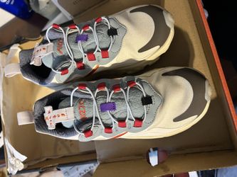 Travis Airmax 270 Size 2Y