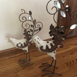 Vintage Indoor/outdoor metal decor