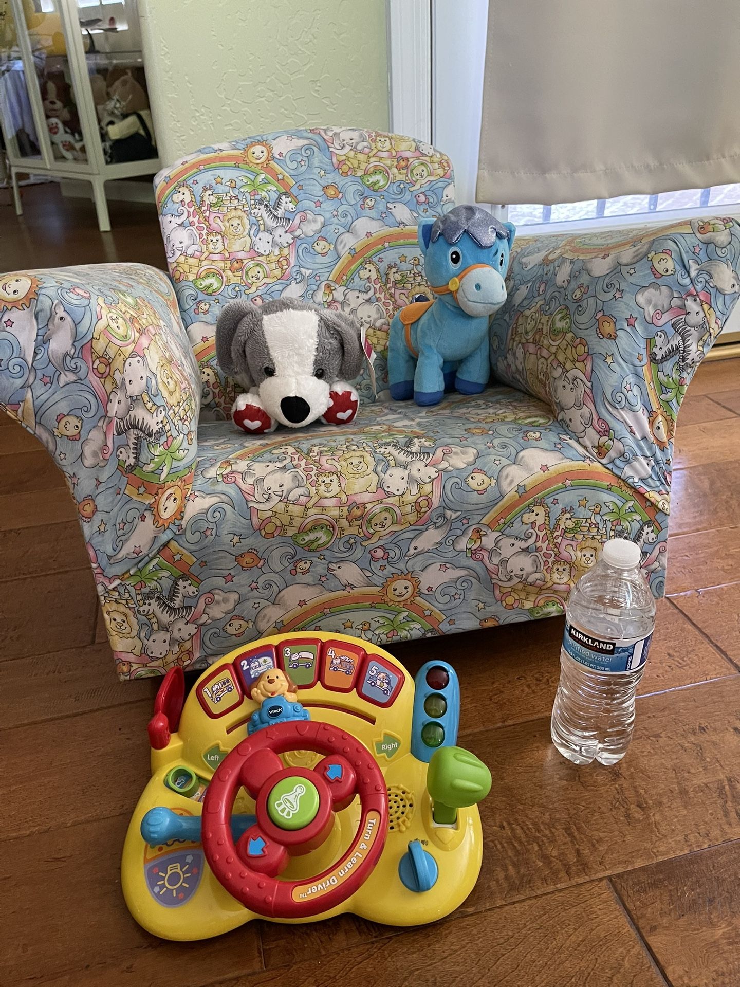 Kids chair and toy