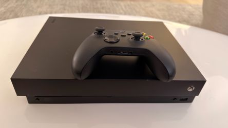 Xbox one X (Black)