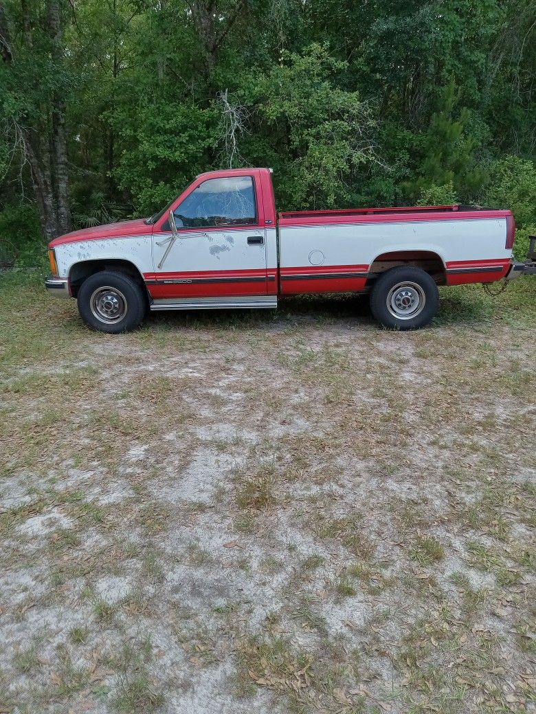 92 GM 3500 LONNG BED