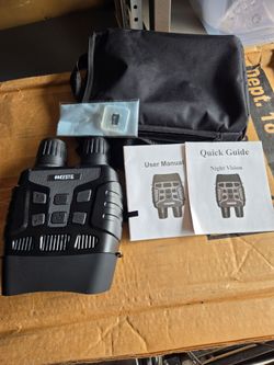 Digital night vision binoculars