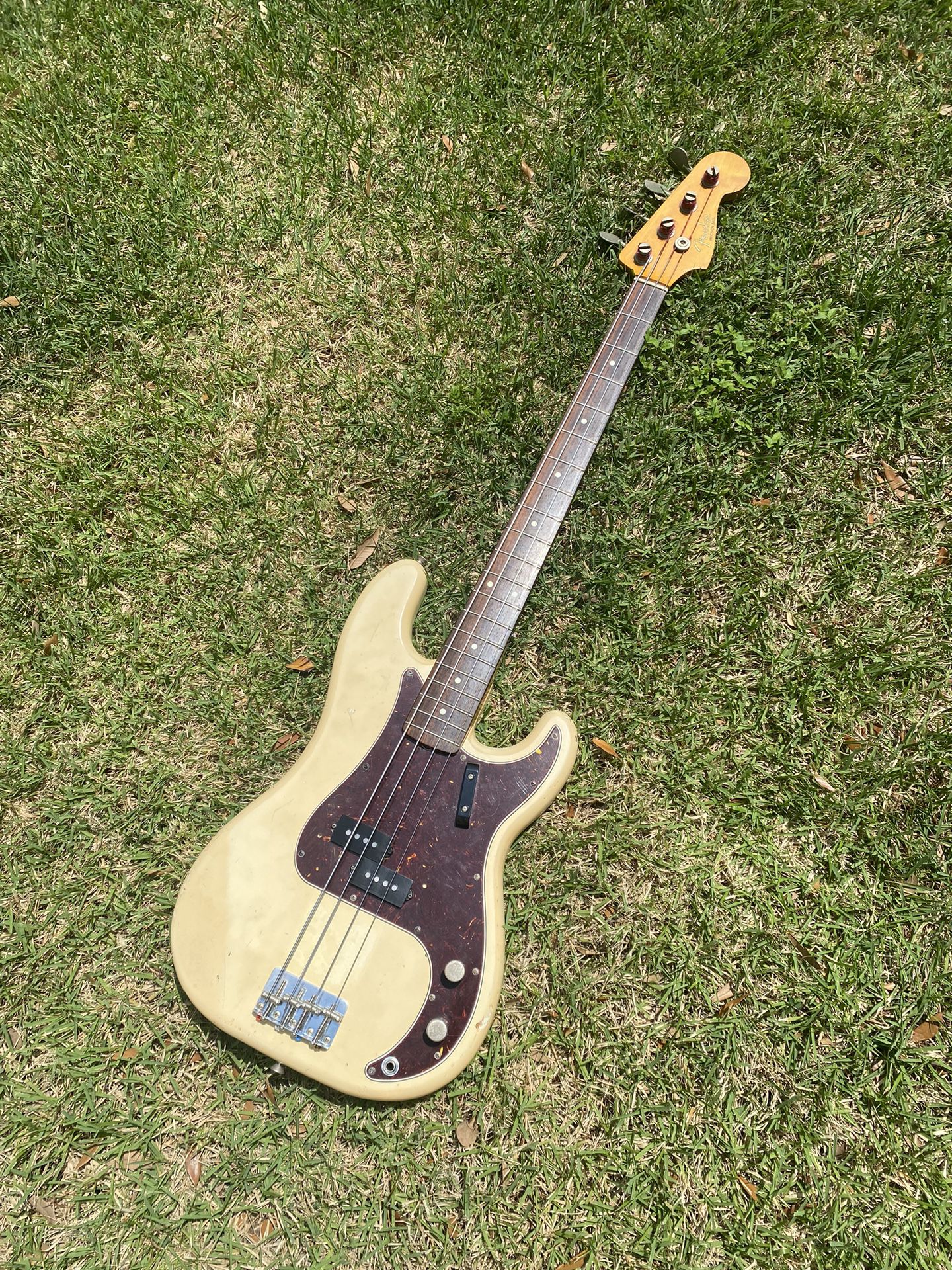 MIJ Fender Precision Bass