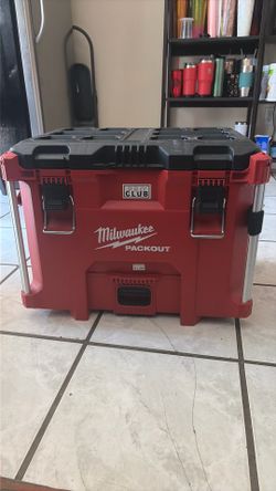 Milwaukee packout