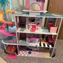 L.O.L Doll House 