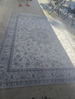 10x8 indoor Rug