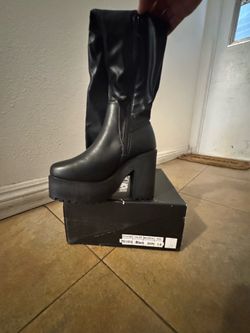 Fashion nova high leg boots