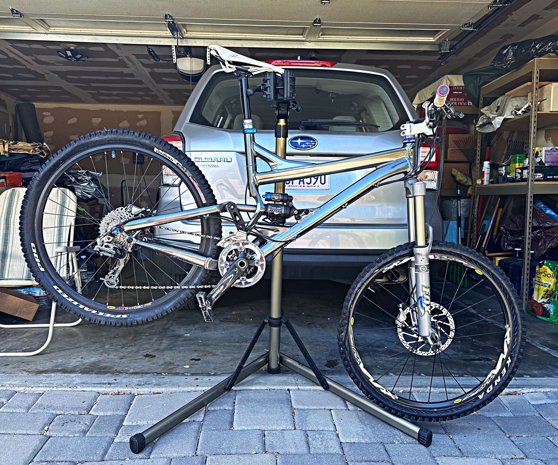 17" Specialized Trail II All-Mountain Bike on 26"