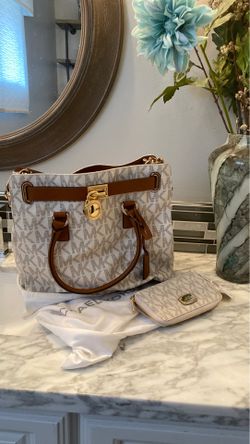 Beautiful New m k purse. And wallet