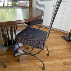 Round Dining Table Set