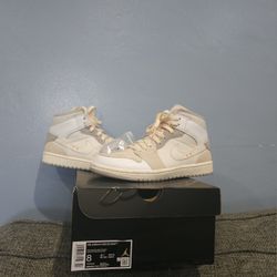 Air Jordan 1 mid se craft size 8 Adult