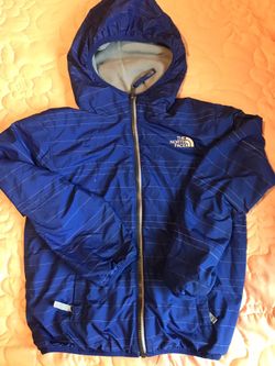 Boys North Face reversible jacket size 7/8