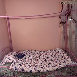 Twin Bed With Mattress