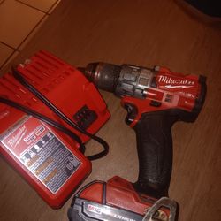 Milwaukee M18 FUEL 1/2" Drill, Used, 2.0 Batt&Charger Firm Price/precio Firme 🛑 