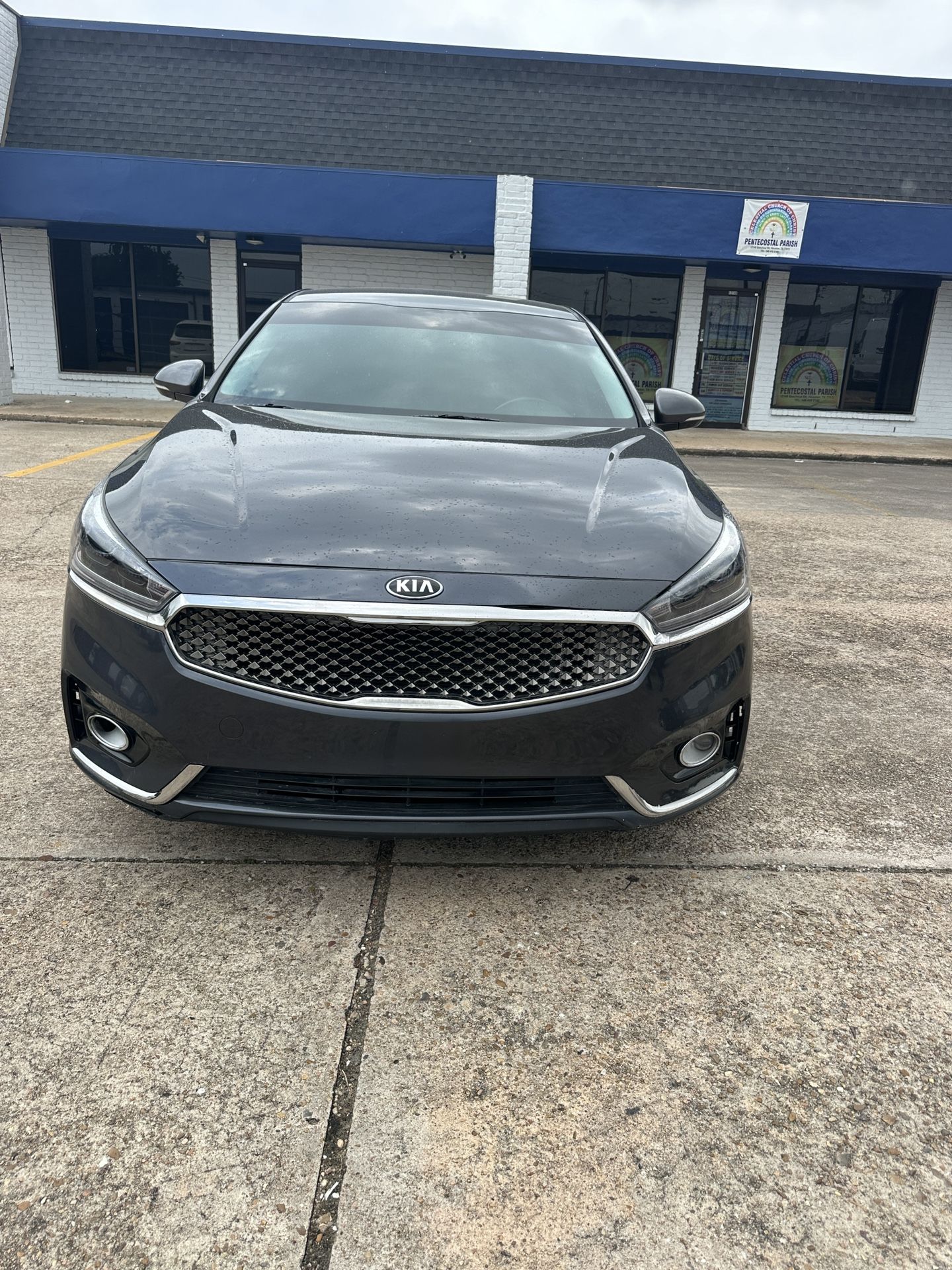 2017 Kia Cadenza 