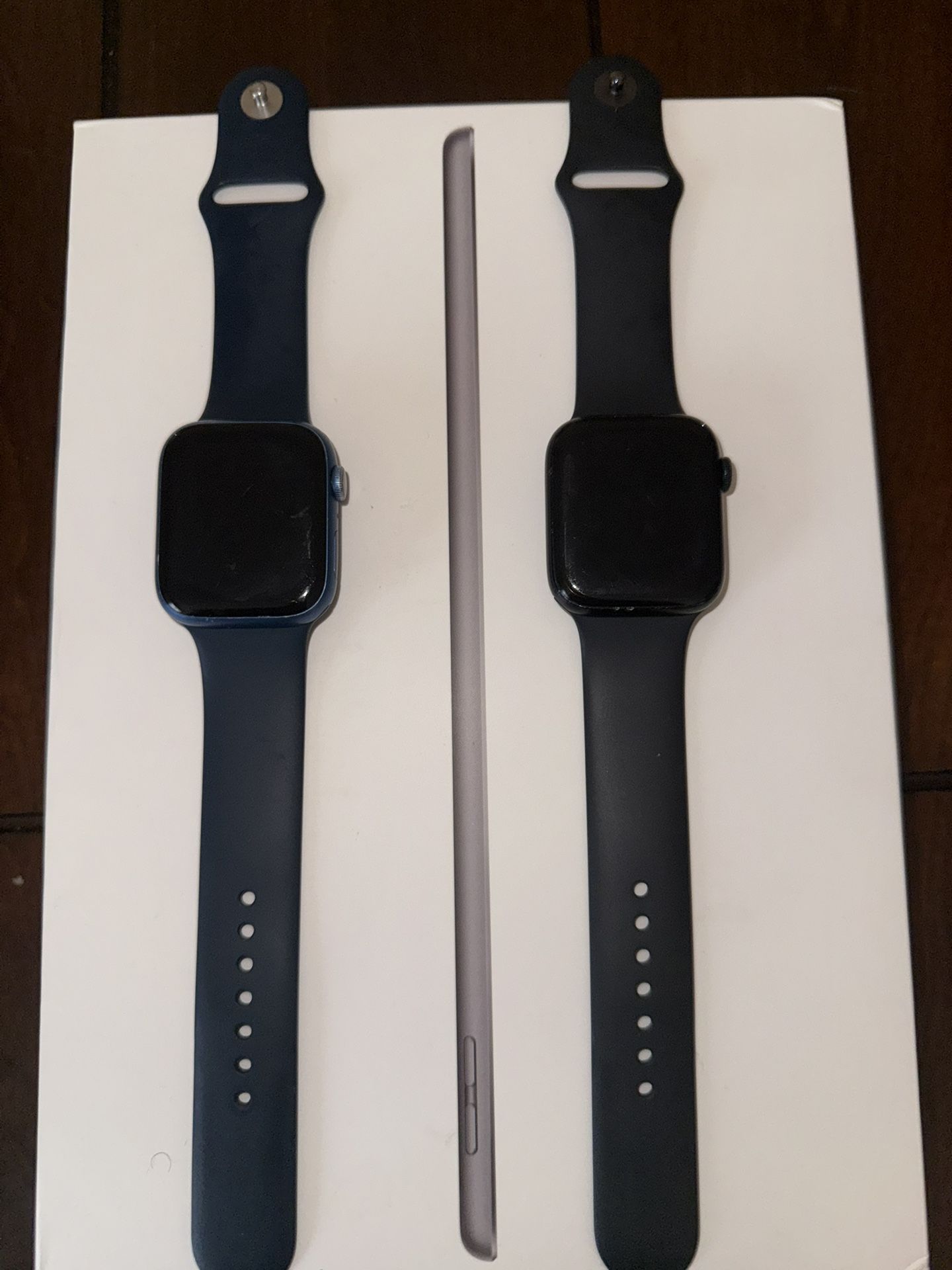 Apple Watches (used)
