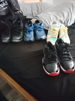 Shoes size 10 1/2