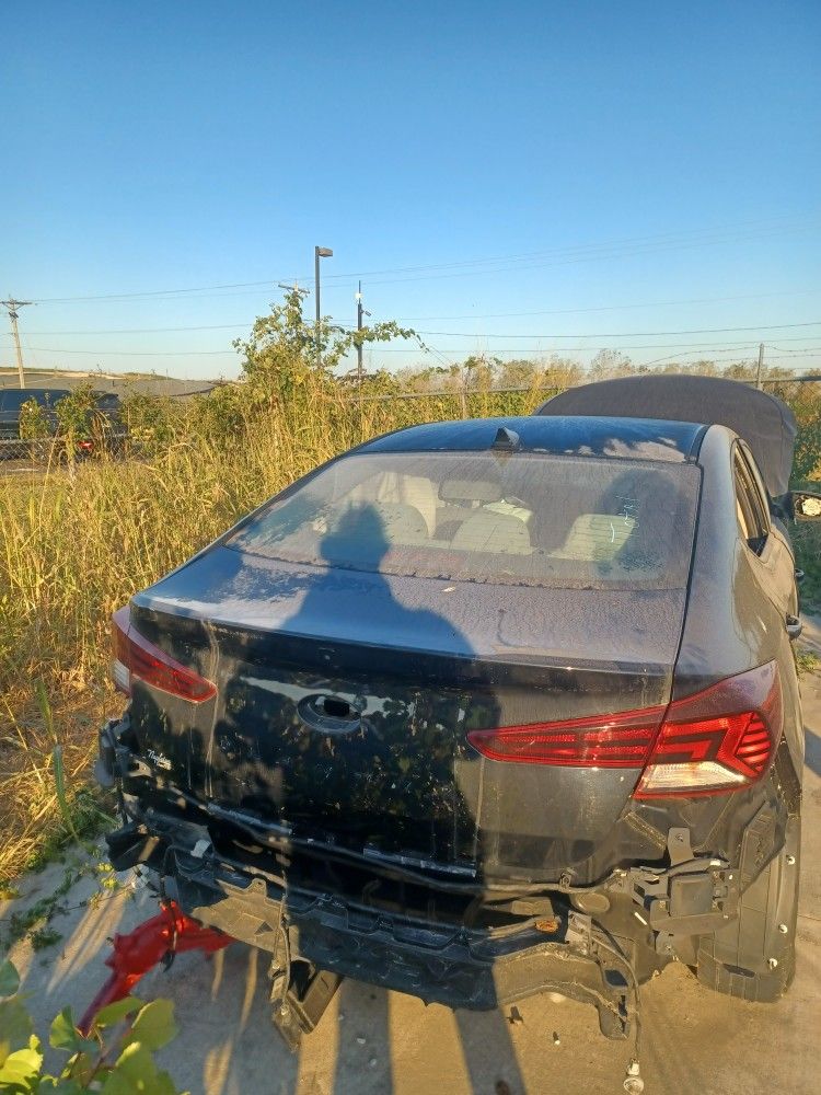 2019 Hyundai Elantra Parts