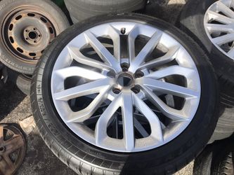 Custom OEM Wheels 19” Tires Rims