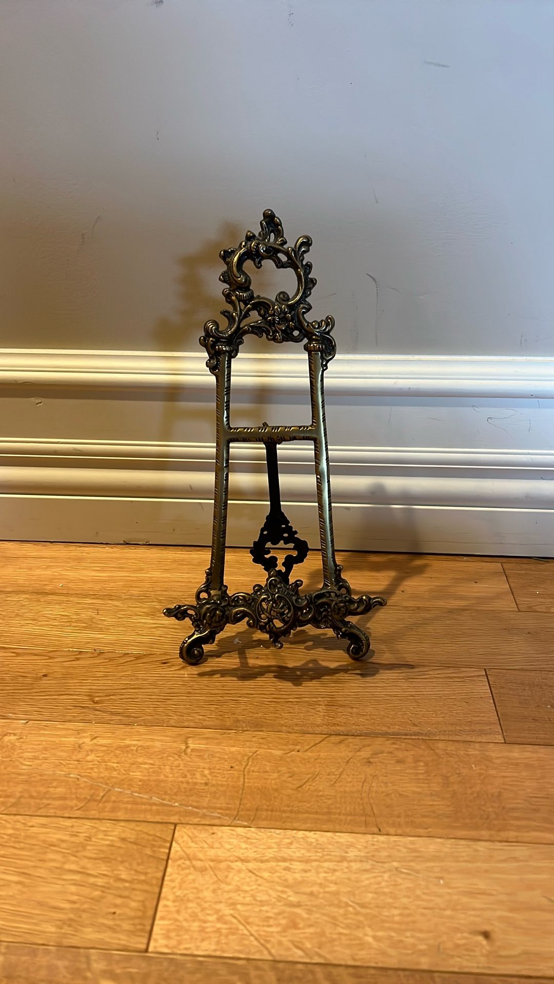 antique style plate rack holder 