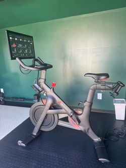 Peloton Bike
