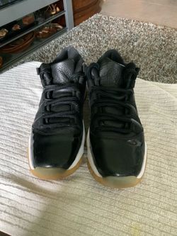 Nike Air Jordan 11 Retro Low 72-10 GS Size 7Y Women’s 8.5 Black 528896-001