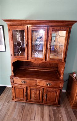 OAK CHINA HUTCH Vintage Mexican craftsmanship