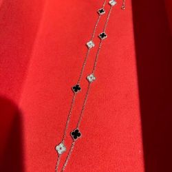 Moissanite VCA Bracelet 