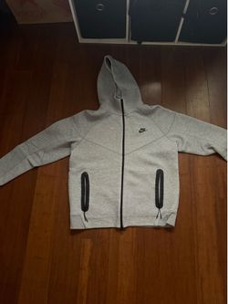 Grey Nike tech