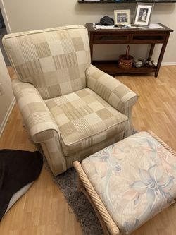 Comfy Large Plush Chair & Ottoman