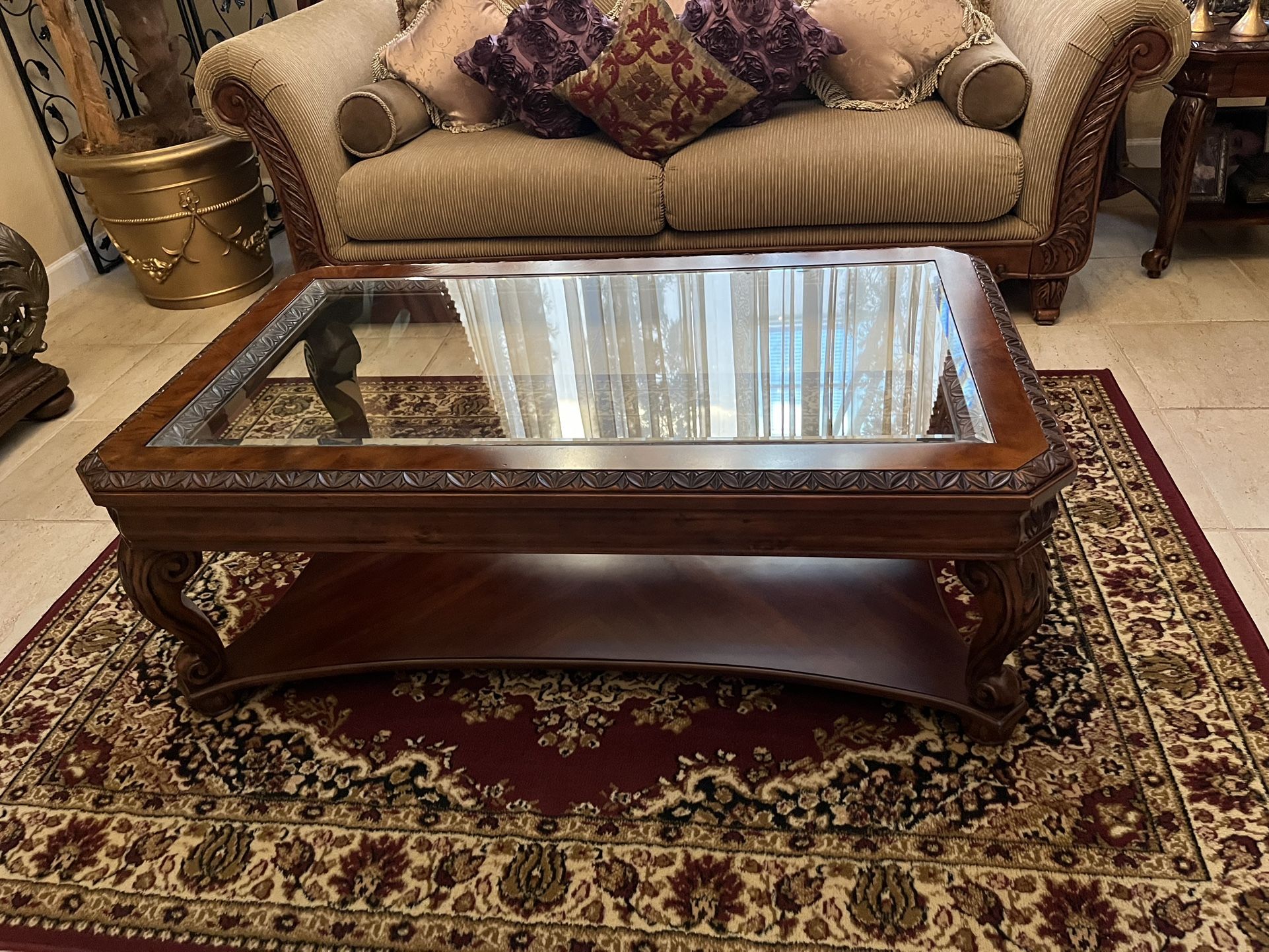 Coffee / Center Table