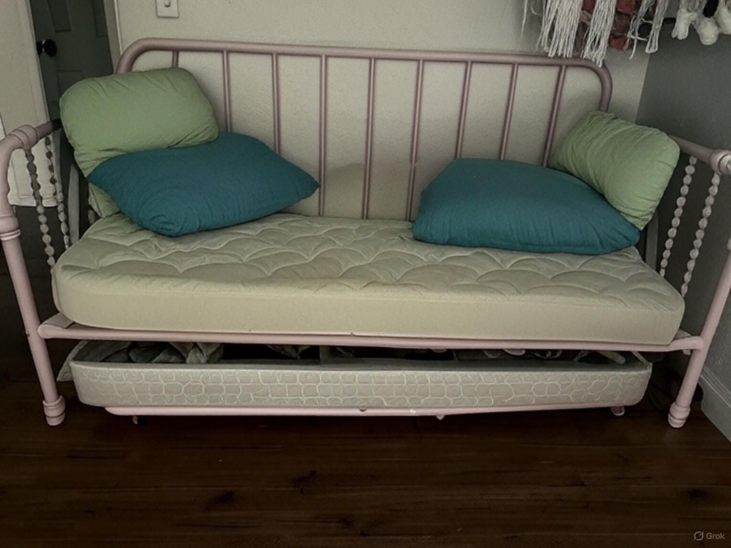 Twin Trundle Bed
