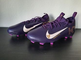 Nike Mercurial Superfly 10 Mbappe cleats size 5Y