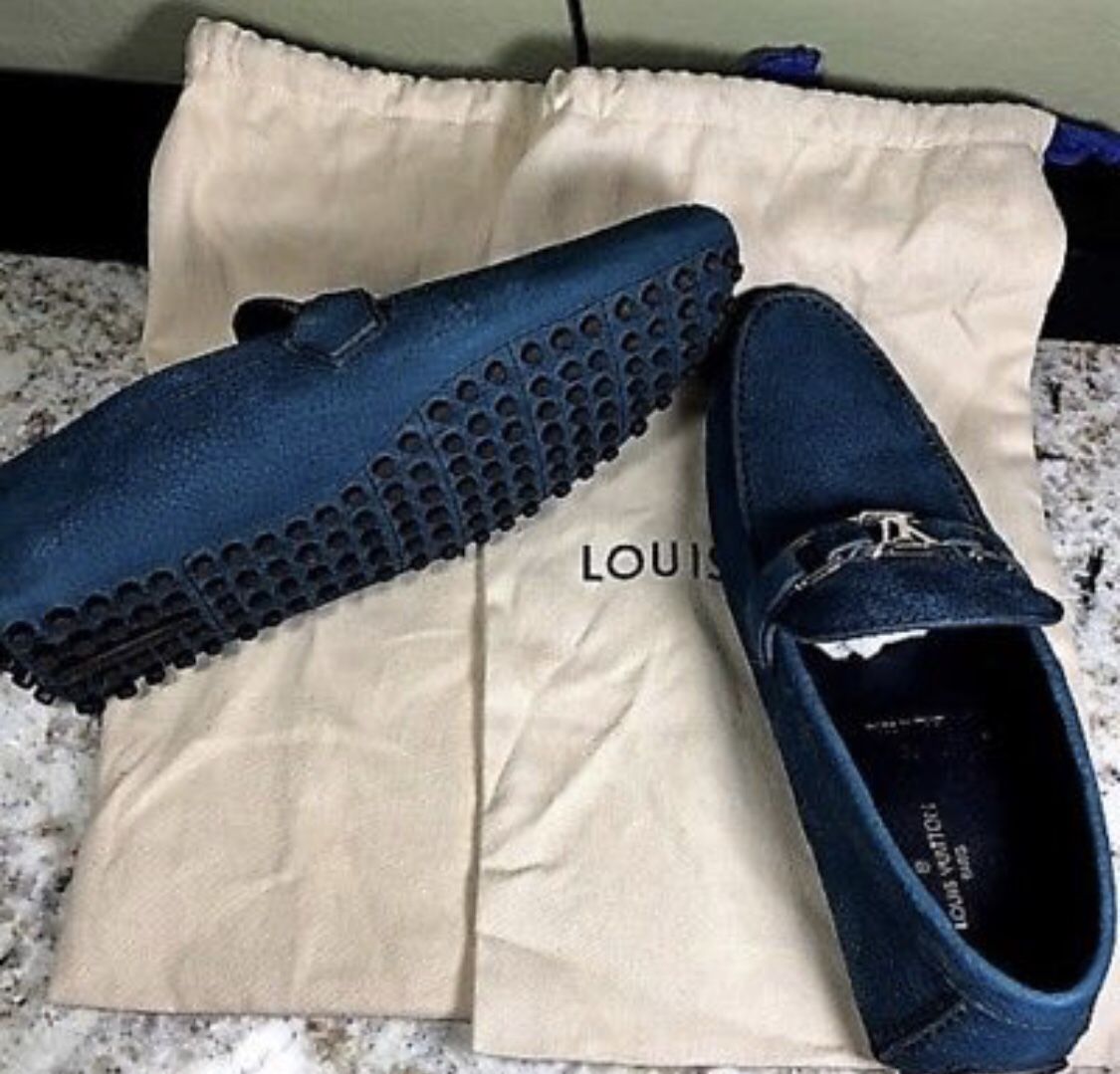 Louis Vuitton Men's Blue Leather Hockenheim Moccasin – Luxuria & Co.