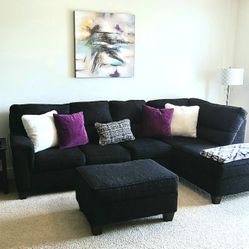 Excellent Sectional With Matching Ottoman 