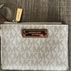 MK wallet 