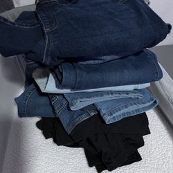 Maternity Plus Size Leggings And Jeans 