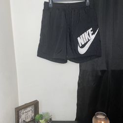 Men’s Black Nike Shorts 