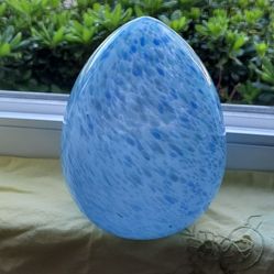 Easter Art Glass Egg with lights Inside of it battery  Operated