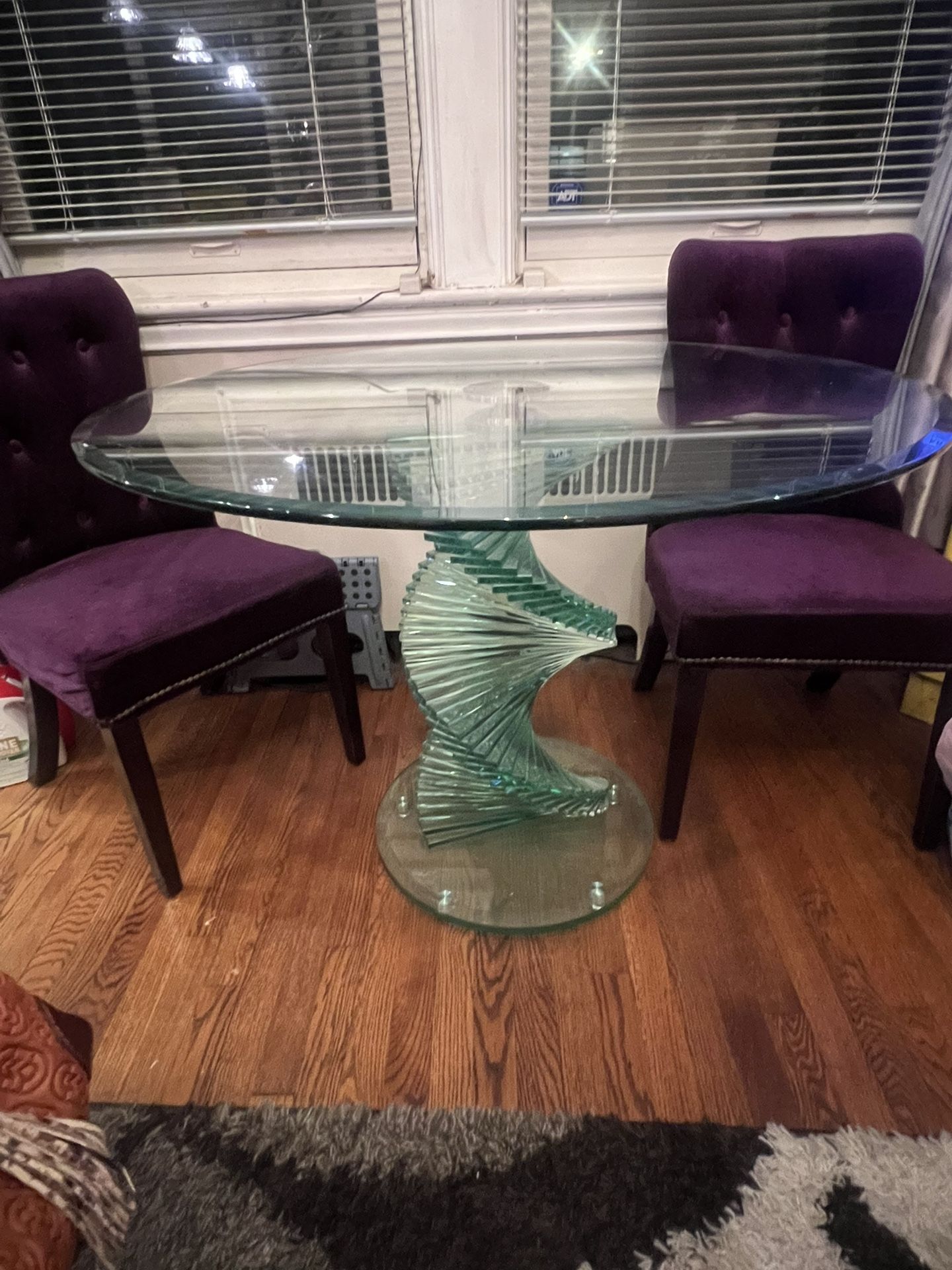 Round Glass Dining Table - Helix Pedestal
