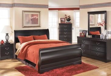 New Ashley Huey Vineyard Sleigh Bed Set — $99 Down