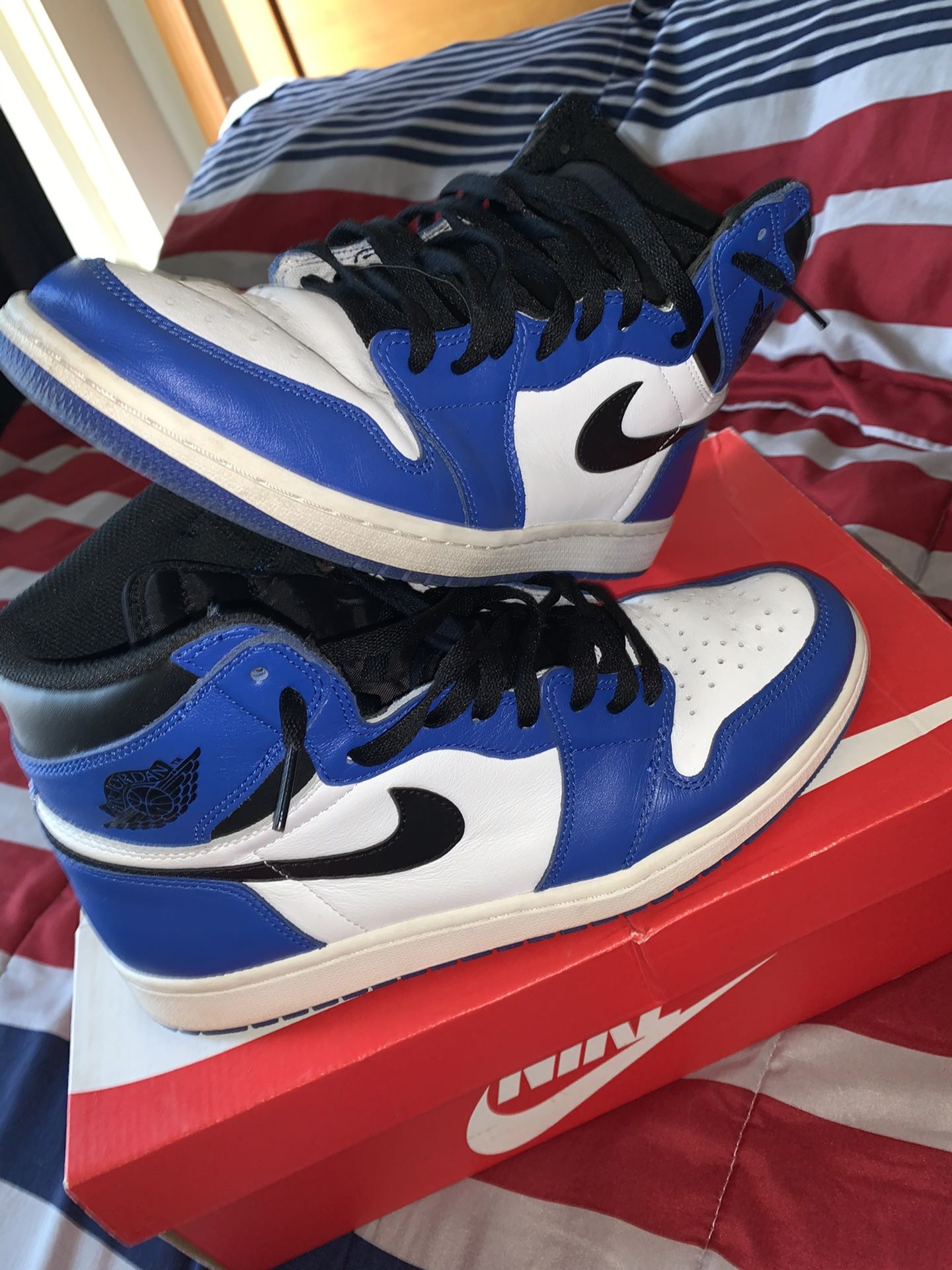 Royal blue Jordan 1