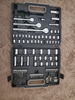 120 piece socket set never used just missing screwdriver