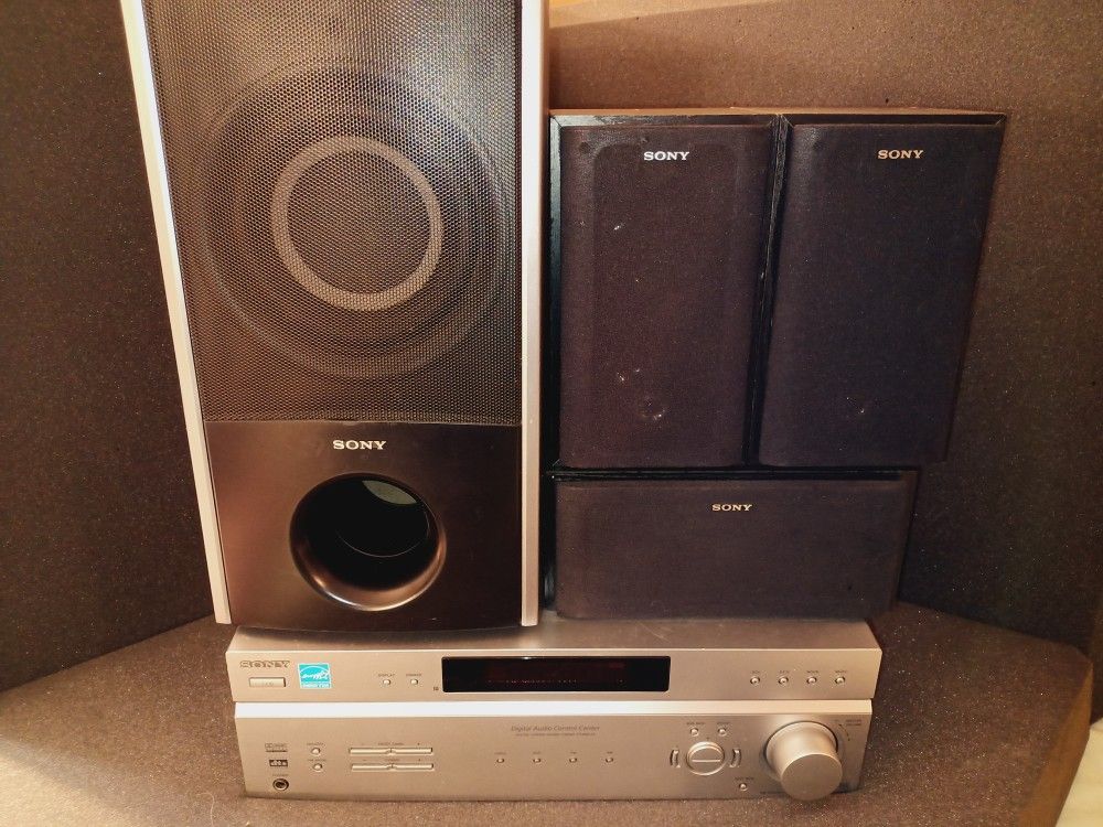 Sony Receiver And Speakers