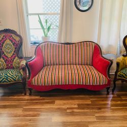 UPHOLSTERY COUCH FURNITURE, BOATS, RV. ALL DA KINE UPHOLSTERY You Need 